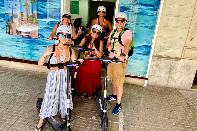 1.5 H Electric Kick-Scooter Tour - Es Baluard and Palma’s modern side