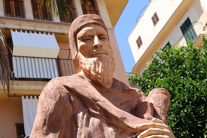 2-Hour Private Walking Tour Through Palma’s Jewish Quarter - The Tower of Love mural