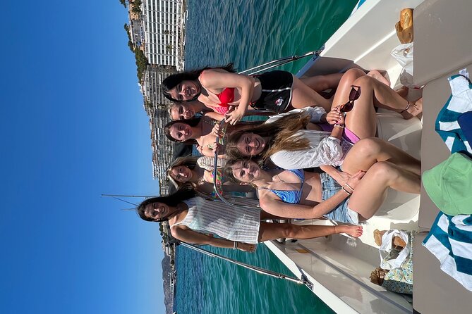 2 Hours Boat Rental in Santa Ponsa without License - Anchoring in a quiet cove