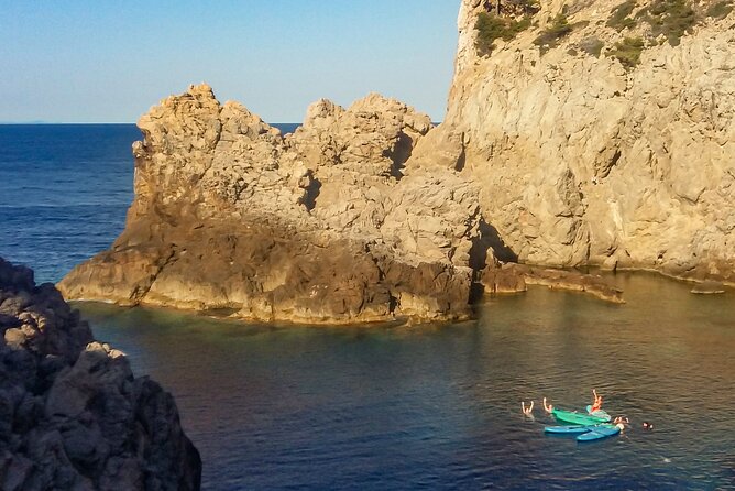 90' Stand Up Paddle tour in a small group in Cala Ratjada - Sunset timing adds a different mood