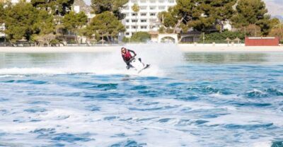 30-Minute Jet Ski Adventure for Beginners & Photos