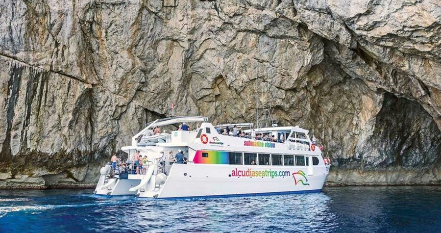 Alcudia: Boat Trip to Cap de Formentor and Formentor - The one-hour pause at Formentor Beach