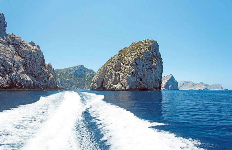 Alcudia: Boat Trip to Cap de Formentor and Formentor - A brief look toward Cap de Formentor
