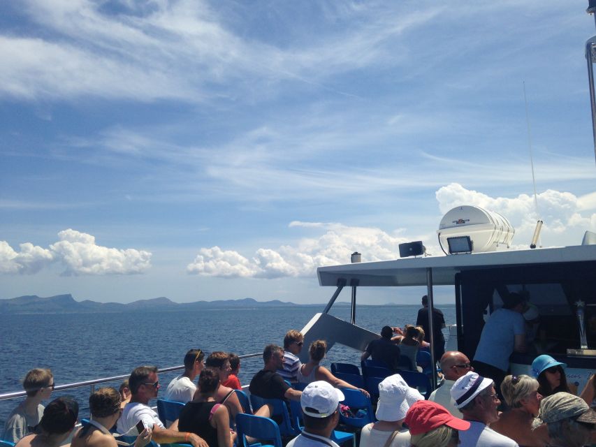 Alcudia: Boat Trip to Cap de Formentor and Formentor - Leaving Port Alcudia and passing Aucanada