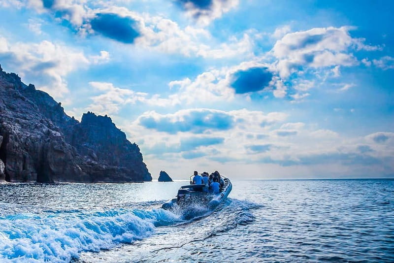 Alcudia: Formentor Beach, Lighthouse Cruise, and Small Group - Cap de Formentor cliffs and the lighthouse