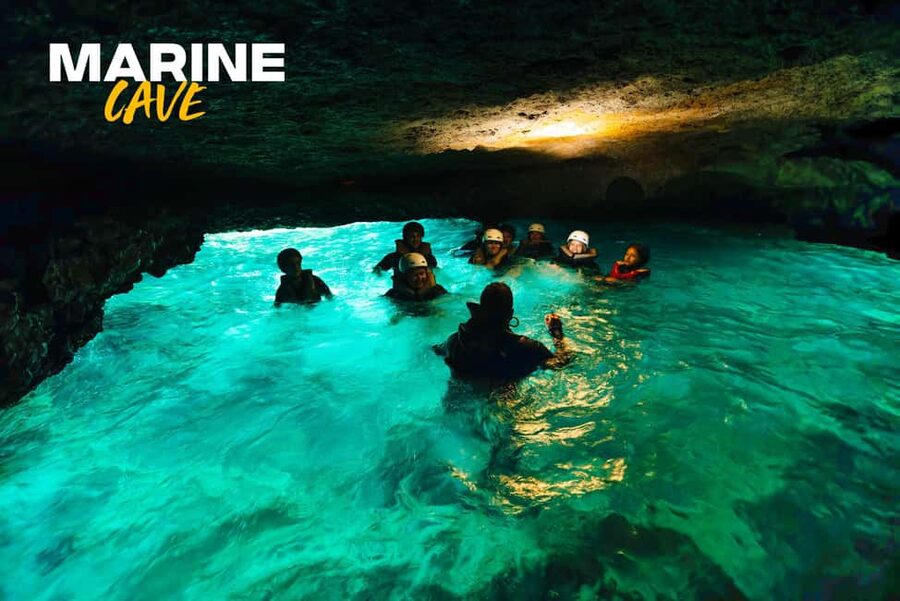Alcudia: Guided Sea Kayaking Tour with Snorkeling - Paddling along the La Victoria coast