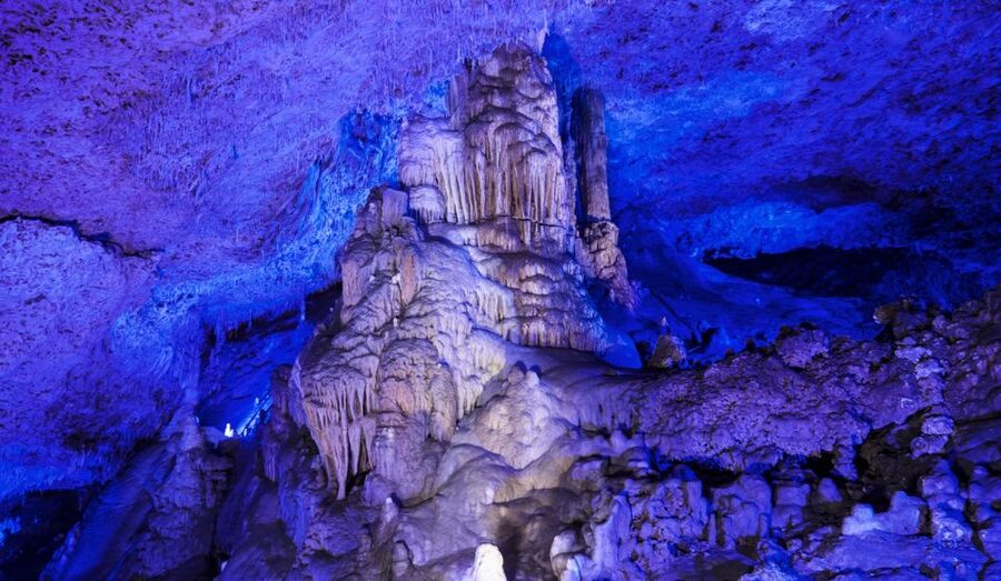 Alcudia: Half-day Caves of Hams, Blue Caves and documentary - Entering the Classic Cave