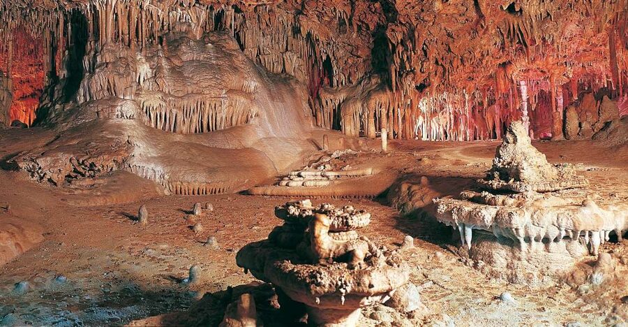 Alcudia: Half-day Caves of Hams, Blue Caves and documentary - The journey from Port d’Alcúdia