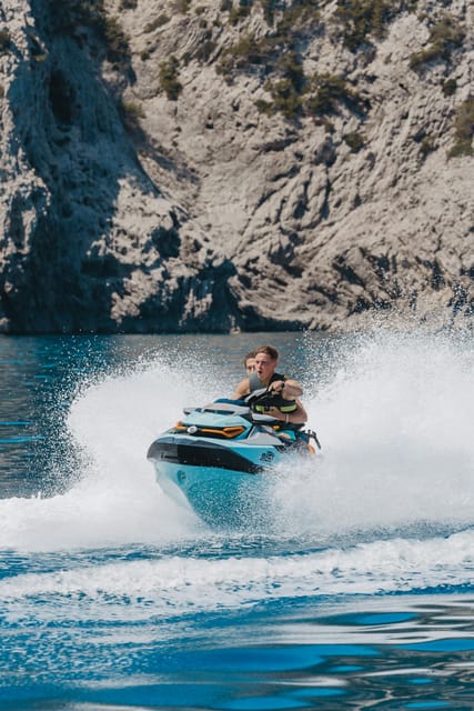 Alcudia: Jet Ski Tour to Lighthouse Island with photos - A full hour riding across Alcudia Bay