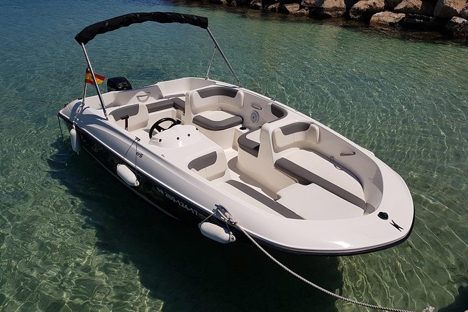 Boat rental without license - B540 'Gaia' (5p) - Can Pastilla - Taking the helm from Can Pastilla
