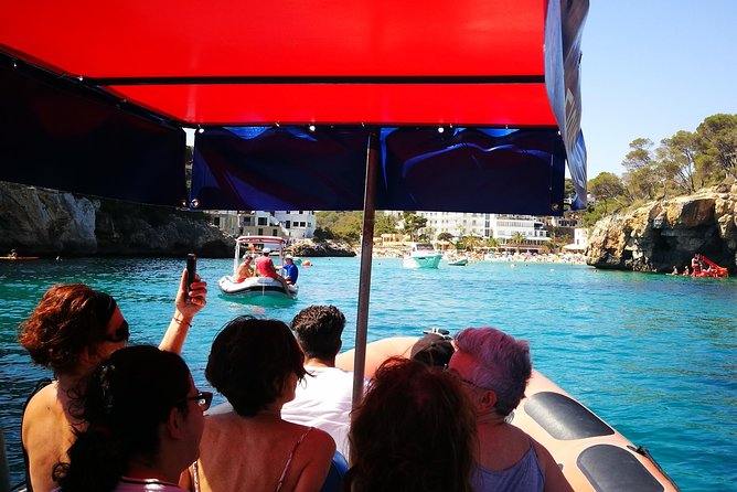Boat tour from Cala Figuera to Caló del Moro and S´Almonia - What the small group means in practice