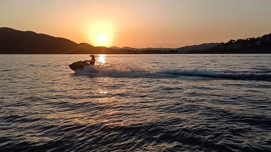 Cala Millor: Jetski Tour of Sea Lion Cave or Caves of Artà - Key points to know before you book