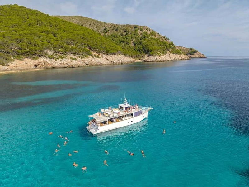 Cala Rajada: Boat Excursion with Drinks and Food - Following the east and northeast coast