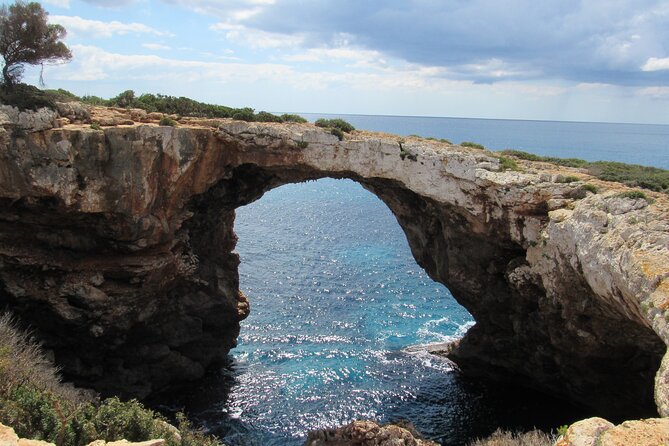Cala Varques: Guided kayak Sea caves expedition & snorkeling - Weather, cancellation, and practical planning
