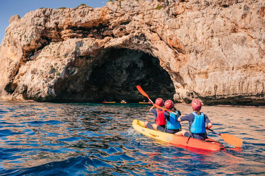 Cala Varques: Guided Sea Caves Kayak & Snorkeling Expedition - The return paddle and the real physical demands