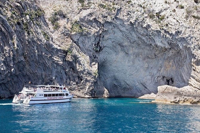 Cape Formentor Boat Trip in Mallorca - Crossing Pollensa Bay toward the cape