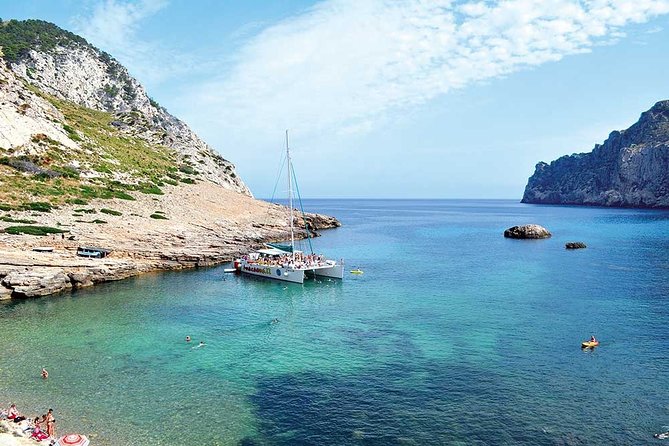 Catamaran Cruise from Port d'Alcudia with Lunch and Swim Stop - Who will enjoy this Alcudia catamaran cruise?