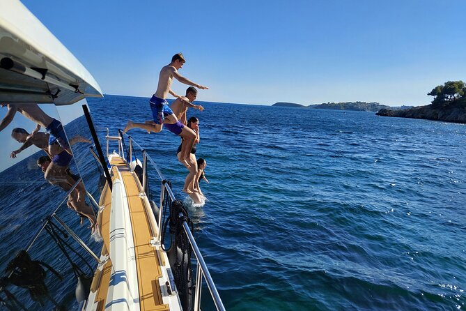 Catamaran Mallorca Eco Experience - Food and drinks on board