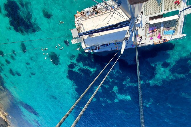 Catamaran with BBQ in the Bay of Palma - The second stop and the best time in the water