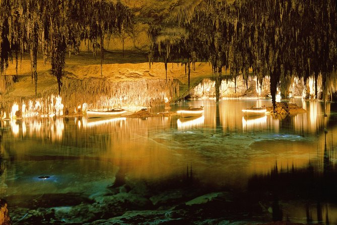 Caves of Drach Half-Day Tour with Boat Trip and Music Concert - Entering the Caves of Drach