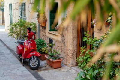 City Discovery: Valdemossa Private Day Trip