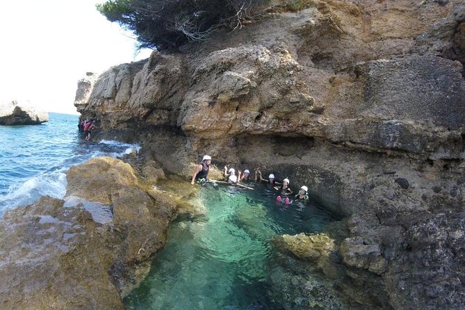 Coasteering Mallorca - Jumps, climbing, and the choice to push yourself