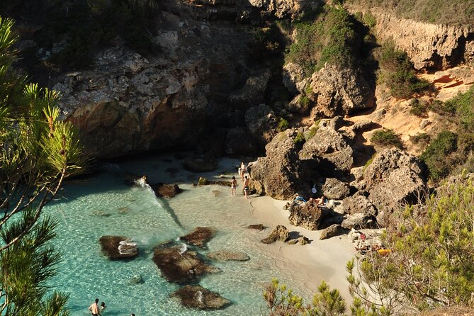 Discover Cala des Moro and S’Almunia the smart way - The walking is the real fine print