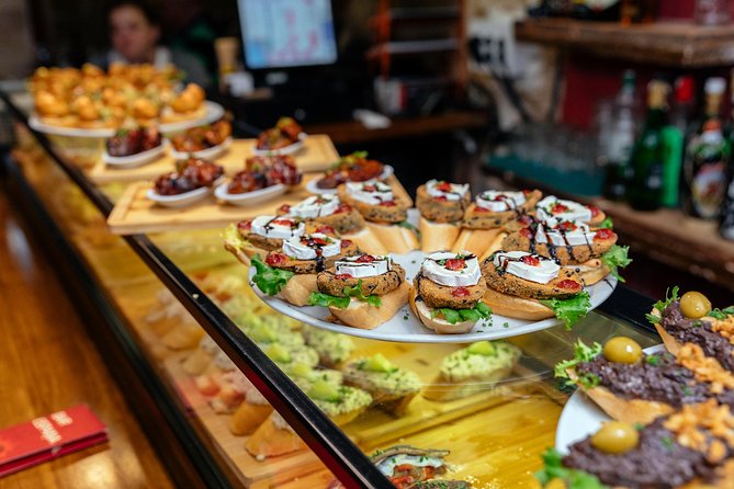 Drinks & Bites in Palma de Mallorca Private Tour - Why the three-hour length feels useful