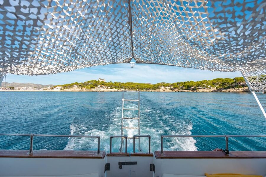 Excursión en barco por la tarde con bebidas y snacks - Snacks, drinks, and time on deck