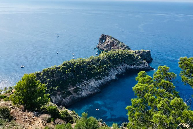 Explore Mallorca in Your Own Formula One Car - The driving is exciting, but pace matters