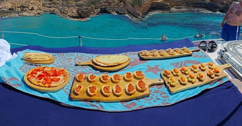 From can Pastilla : Sailing boat trip with Food & Drinks - My verdict: book it for water time, not nightlife