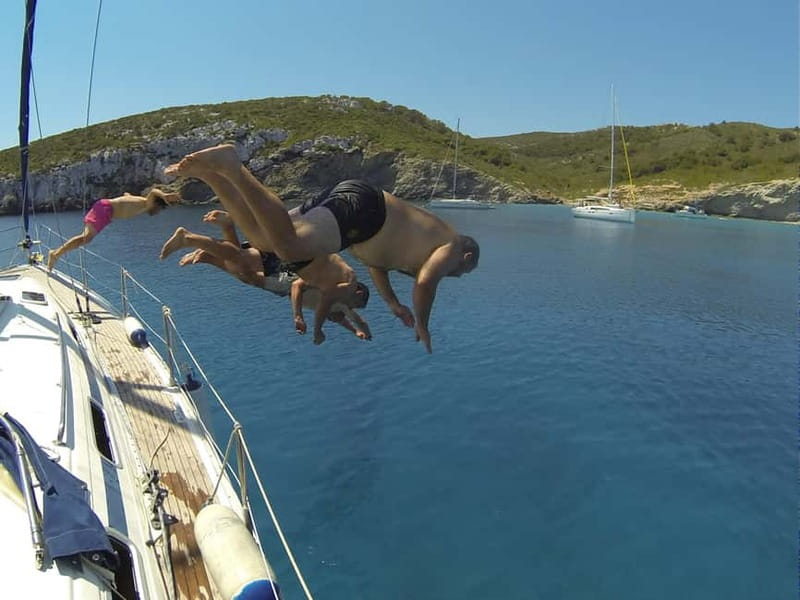 From can Pastilla : Sailing boat trip with Food & Drinks - Setting out from Can Pastilla at 09:45 or 15:45