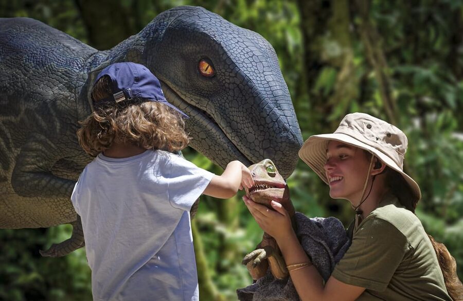 From Palma de Mallorca: Dinosaurland tour - Walking among 100-plus dinosaurs