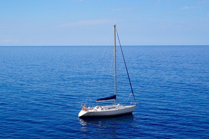 Half Day Sailing Excursion along the Coast with Sunset - What the captains add to the afternoon
