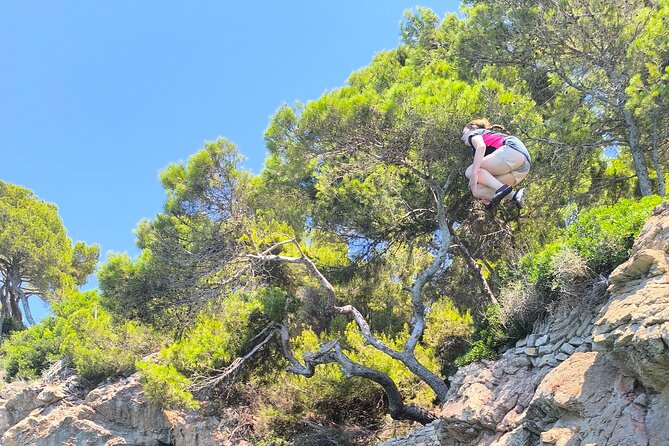 Kayak Tour with Caves, Snorkeling and Picnic (+ Cliff Jump) - Who will enjoy this most