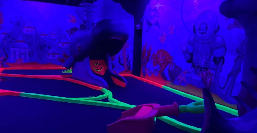Magaluf ; Minigolf indoor - Quick points before you book