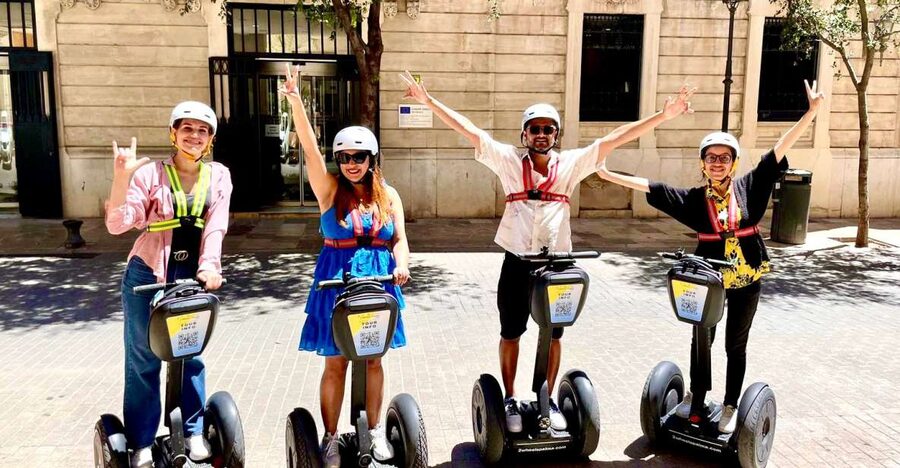 Mallorca: 2-Hour Sightseeing Segway Tour with Local Guide - Rolling through Palma’s historic center