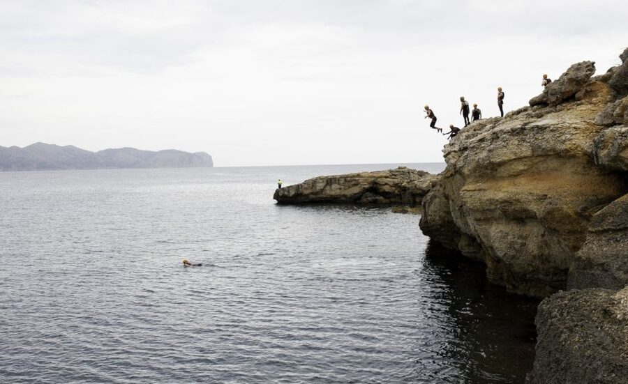 Mallorca: 4-Hour Cliff Jumping Adventure - Timing, pickup, and practical details