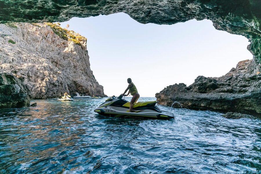 Mallorca Alcudia: Jack Sparrow Cave Jet Ski Tour - From Port d’Alcúdia to the open water