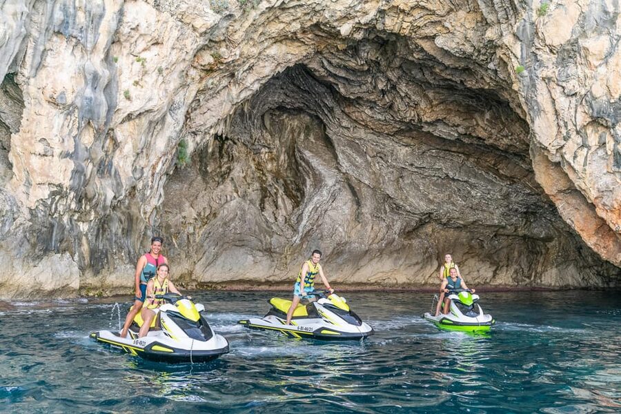 Mallorca Alcudia: Jack Sparrow Cave Jet Ski Tour - The first ride: Aucanada’s coastal edge