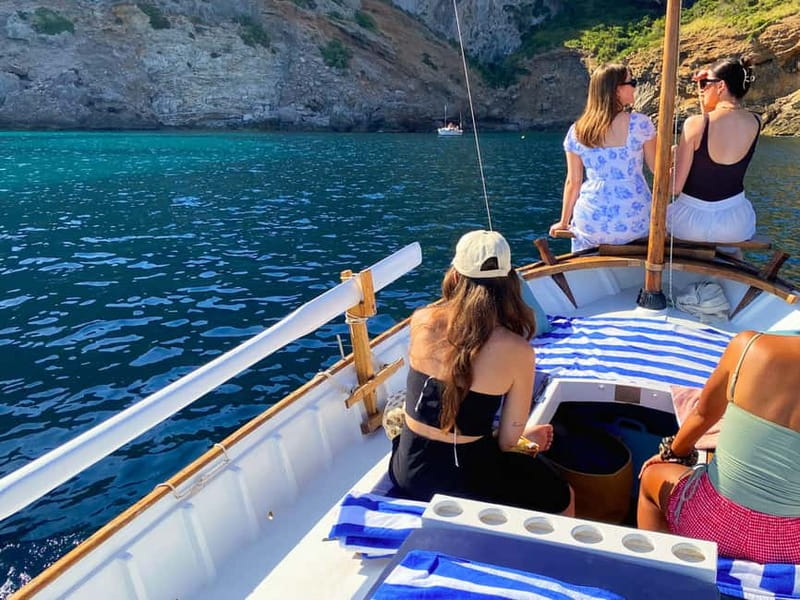 Mallorca: Alcudia: Private Boat Tour with Snorkel - SIllot and Ses Caletes: the scenic opening