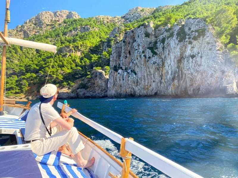 Mallorca: Alcudia: Private Boat Tour with Snorkel - What the private format really changes