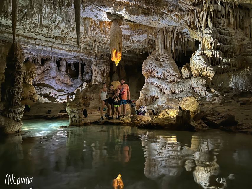 Mallorca: Beach Inside the Cave Tour - Why the small group matters