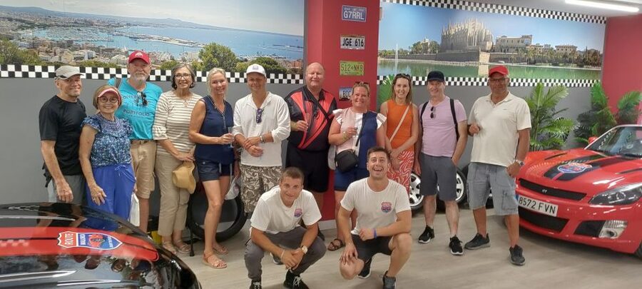Mallorca: Cabrio Sports Car Tour - Who should book this experience
