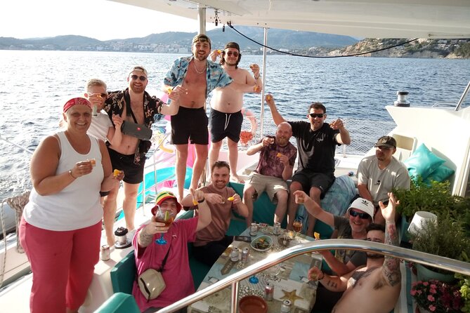 Mallorca Catamaran Small Group Cruise with Tapas 4-hours - Who Will Enjoy This Mallorca Boat Trip?