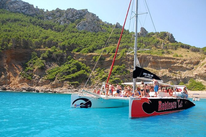 Mallorca Catamaran Tour in the Bay of Pollensa - Swimming, snorkeling, and the paddleboard question
