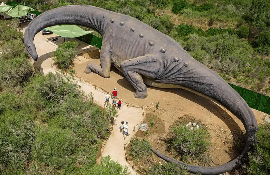 Mallorca: Dinosaurland Park, Hams Caves & Porto Cristo Tour - Hams Caves begins the day underground
