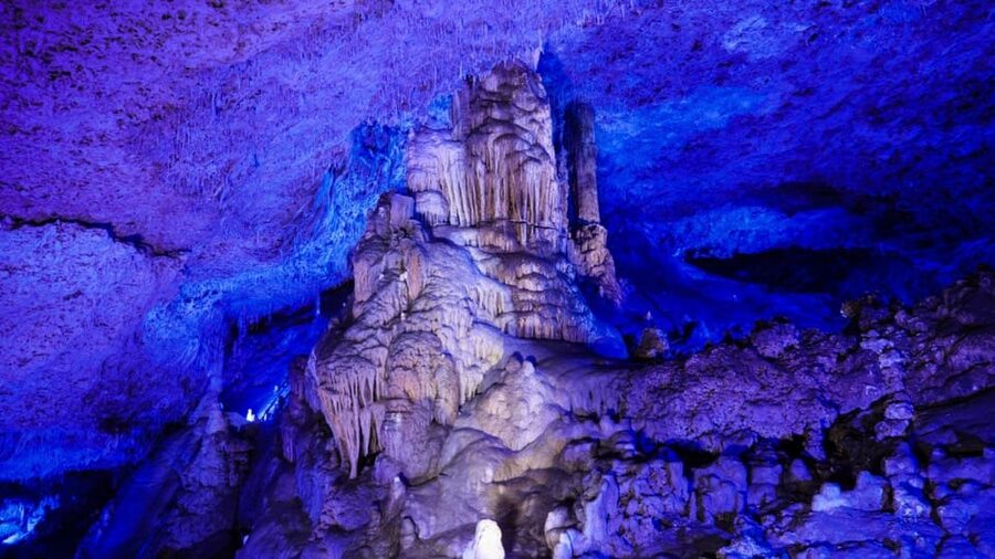 Mallorca: Drach Caves, Lake Martel, & Pearl Factory Day Trip - Why the Drach Caves are Mallorca’s main event