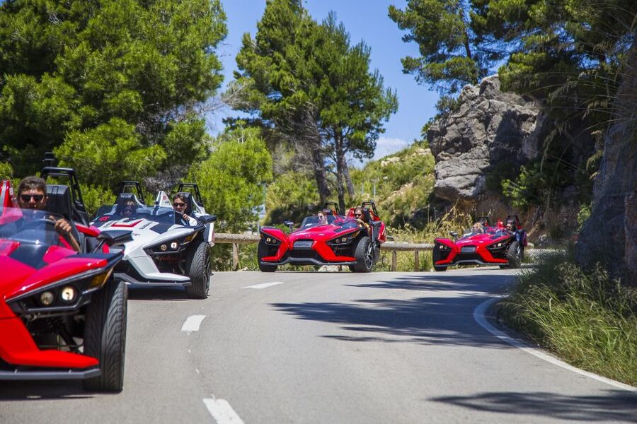 Mallorca: Formula Car Tour - Malgratz Island gives the first photo break