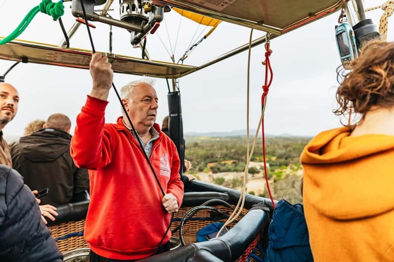 Mallorca: Hot Air Balloon Flight with Private Options - Ricardo, the multilingual team, and the mood